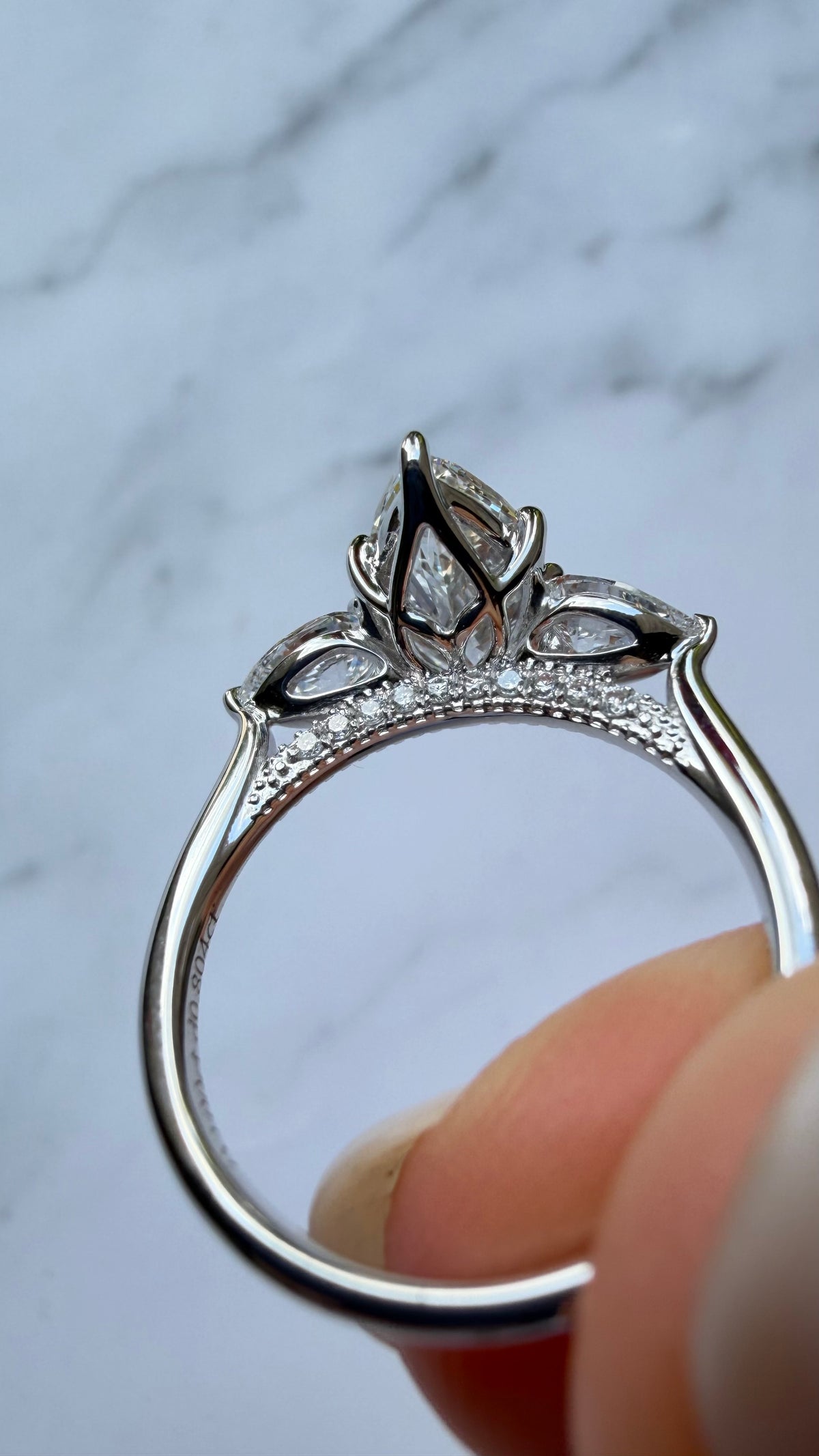 Vivianne - 2ct Marquise Lab Diamond 14k Band