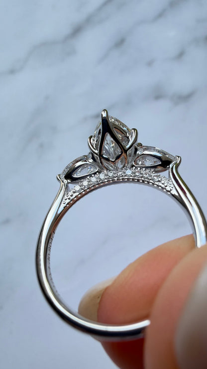 Vivianne - 2ct Marquise Lab Diamond 14k Band