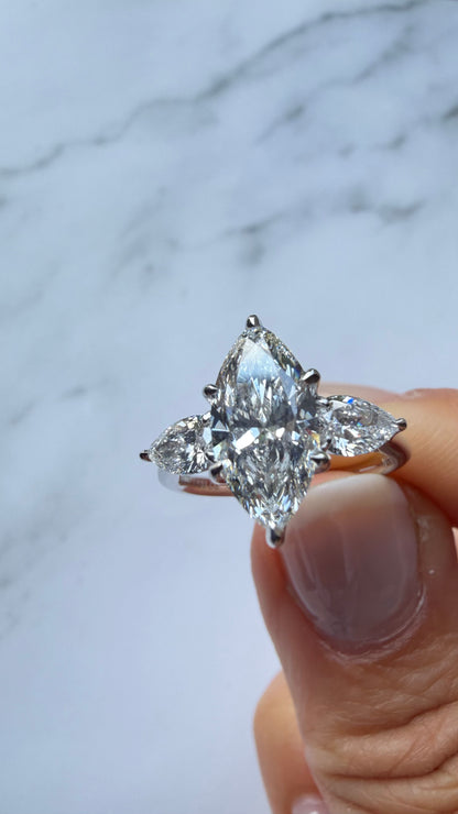 Vivianne - 2ct Marquise Lab Diamond 14k Band