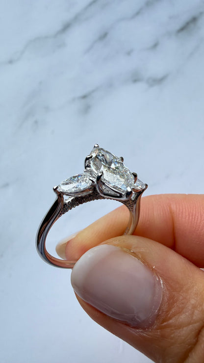 Vivianne - 2ct Marquise Lab Diamond 14k Band