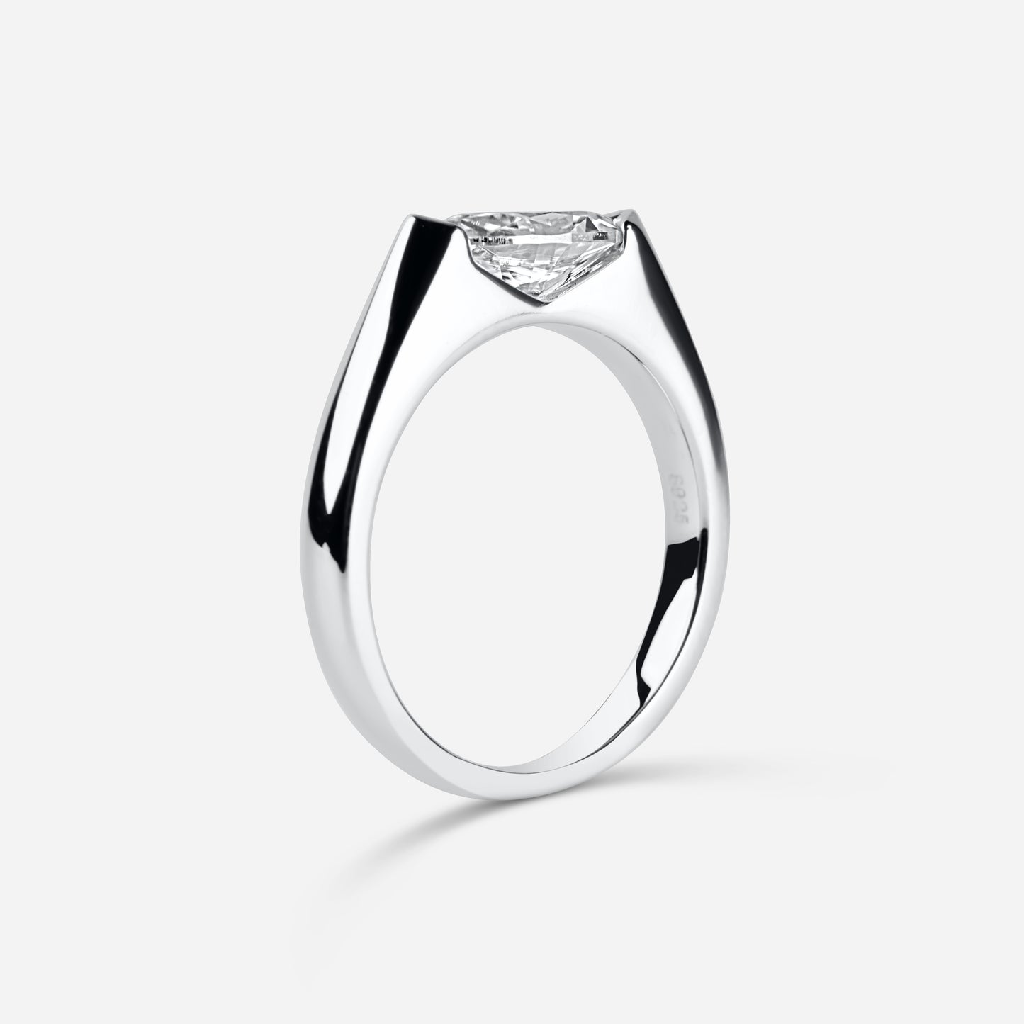 The Celeste Ring – 1Crt Marquise Cut Moissanite Ring