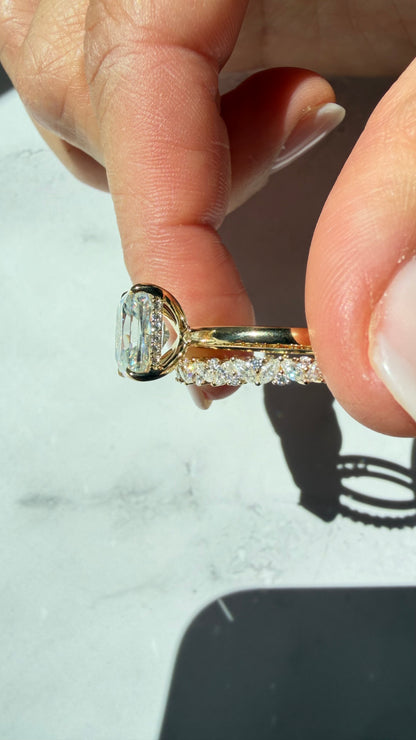 Grace Ring Set - 4ct Radiant Moissanite with matching band