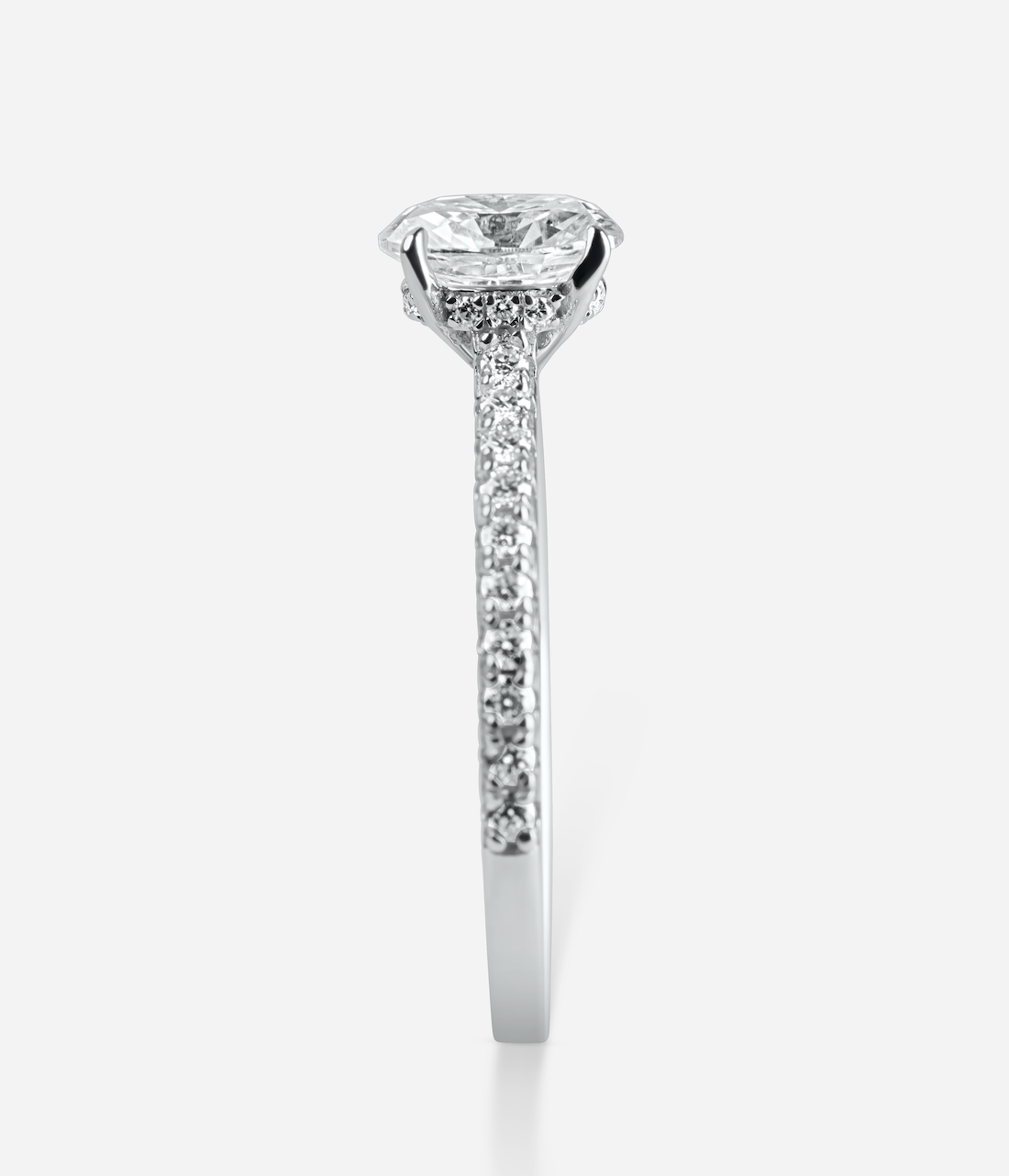 The Kaia Ring – 1Crt Oval Cut Moissanite Ring