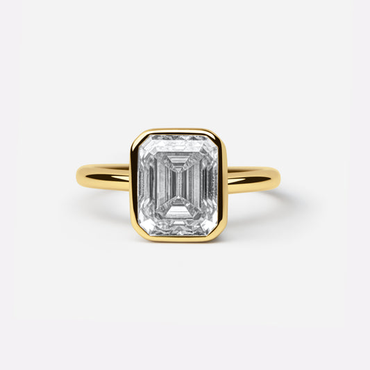 The Aurora Ring - 3Crt Emerald Bezel Ring